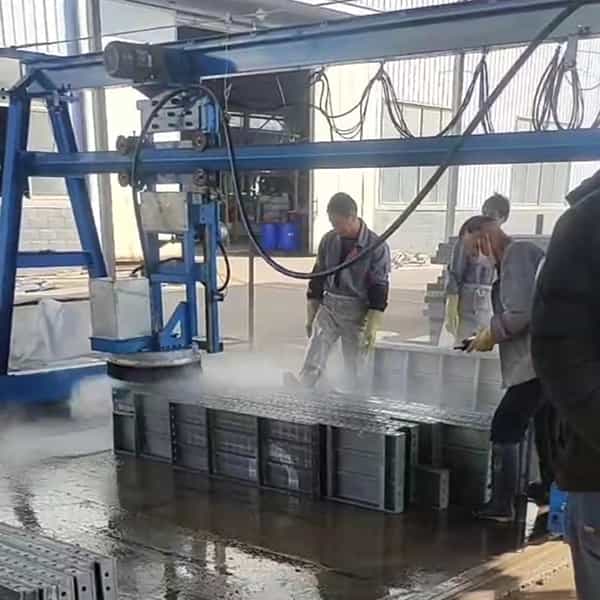 模板自動(dòng)清洗設(shè)備